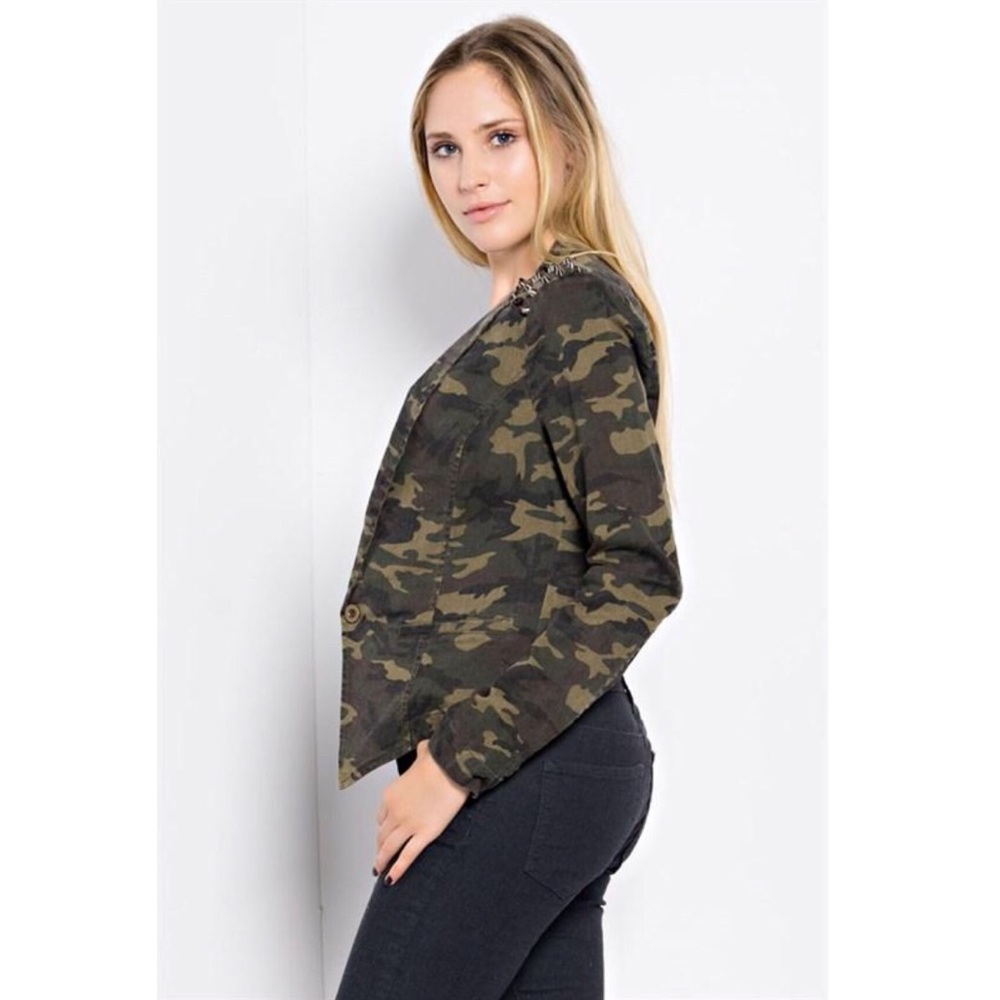 RESTOCKED! Studded Camo Blazer - Picture 5 of 6